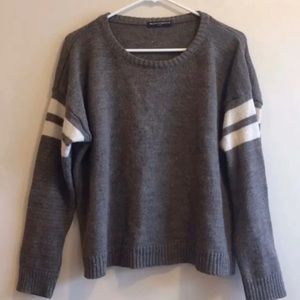 Brandy Melville gray varsity crew neck